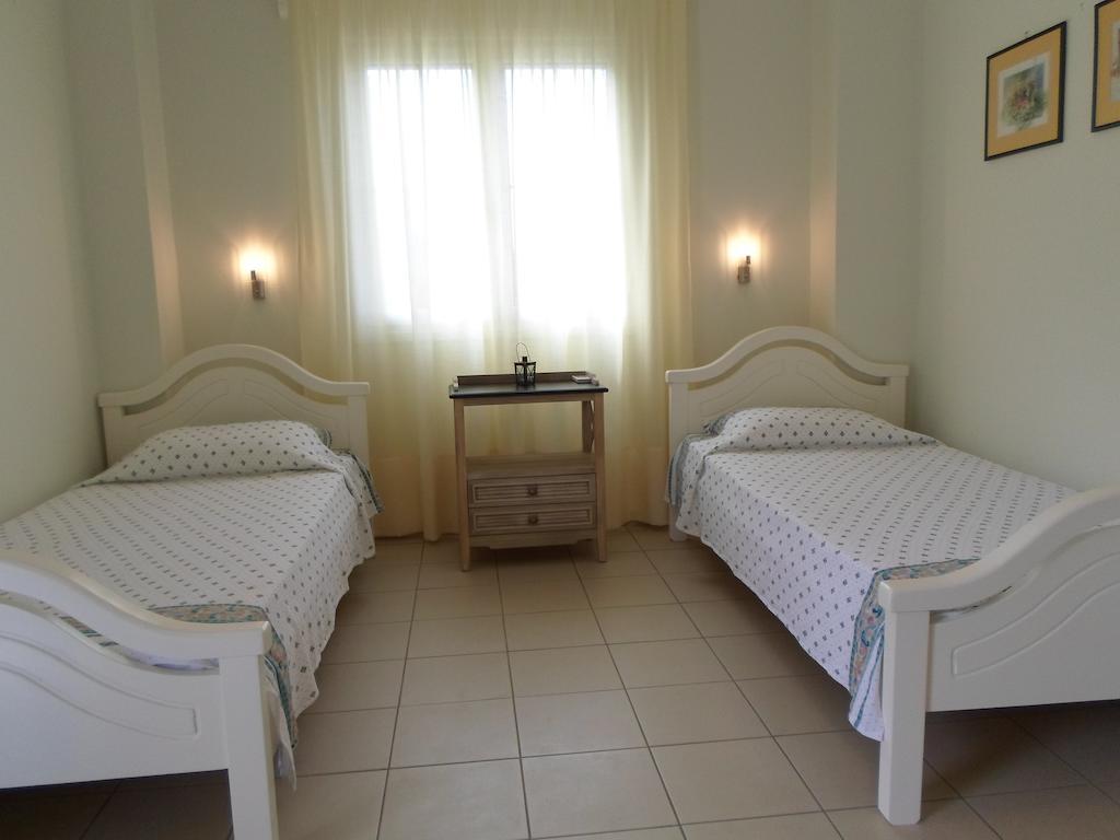 Apartamento Heliovasilema Fiskardo Habitación foto